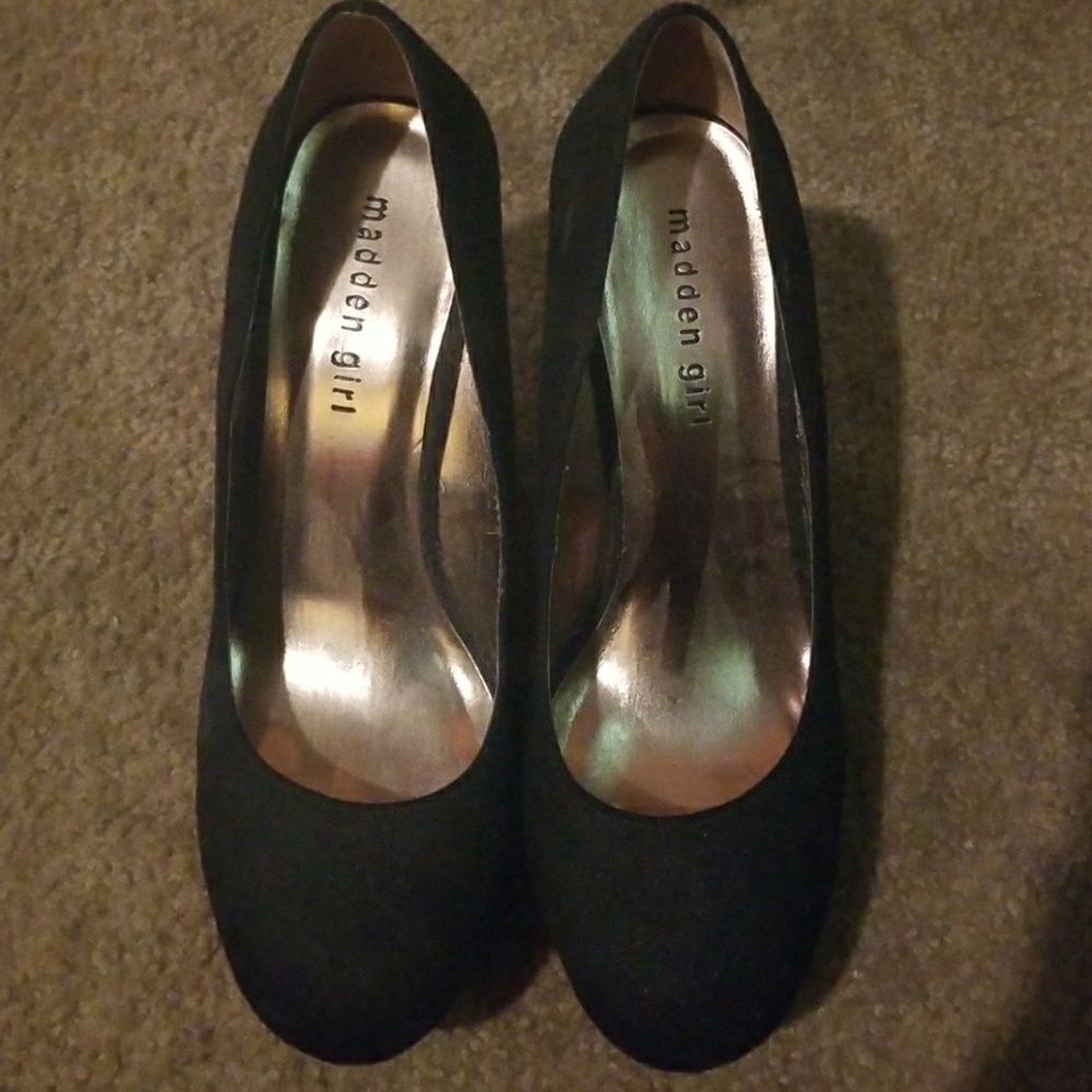Madden Girl Black Suede Wedged Heels